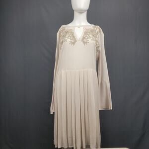 She + Sky Embroidered Mini Dress L Cream Flare Sleeve Festival Boho NWT